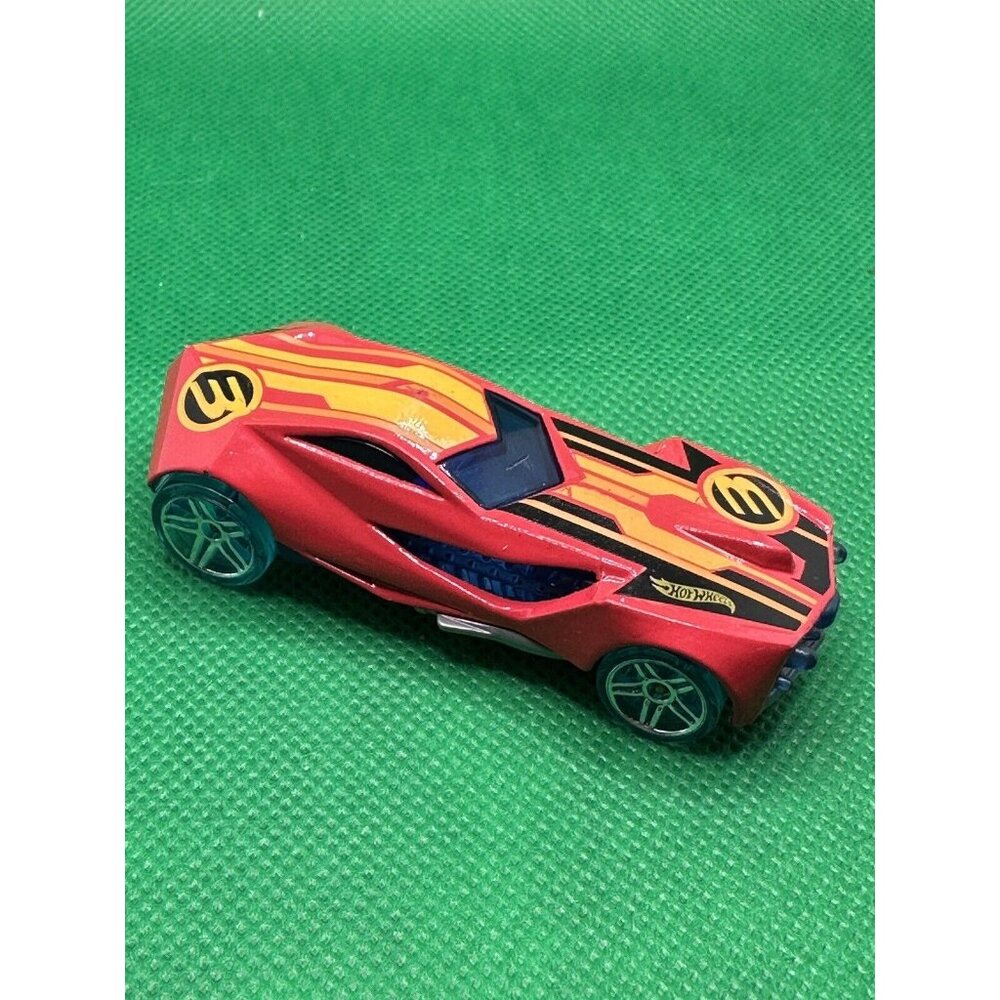 Hot Wheels Urban Agent 2008‎ Red Blue Wheels DieCast 1:64